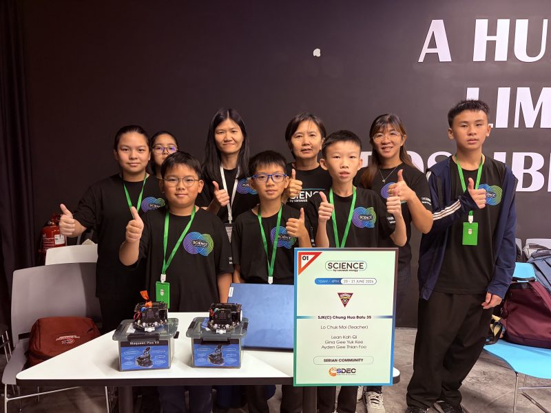 SCIENCE fair photo