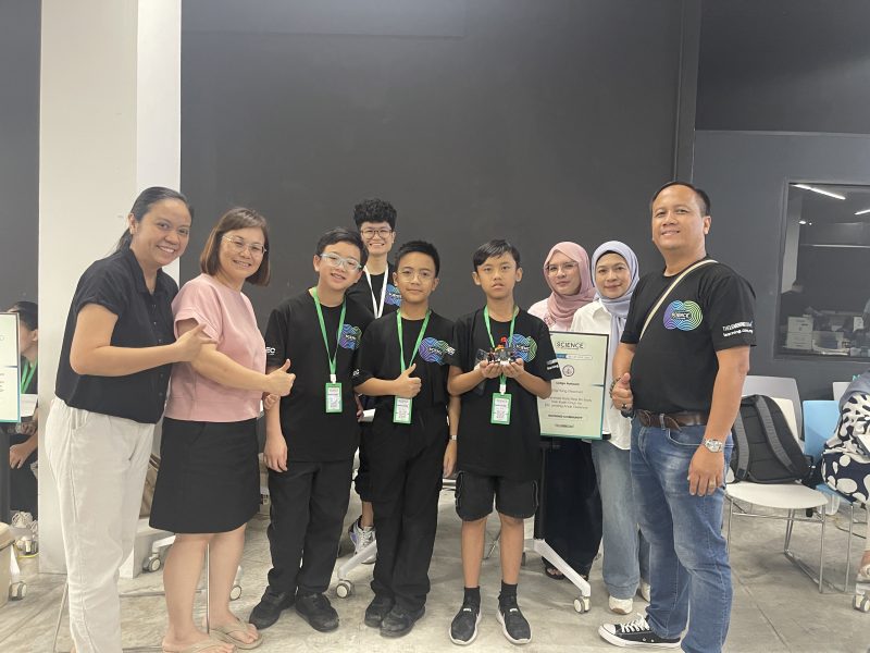 SCIENCE fair photo by Muhammad Haris Rizqi