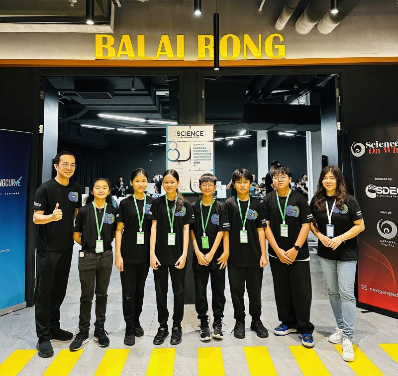 SCIENCE fair photo