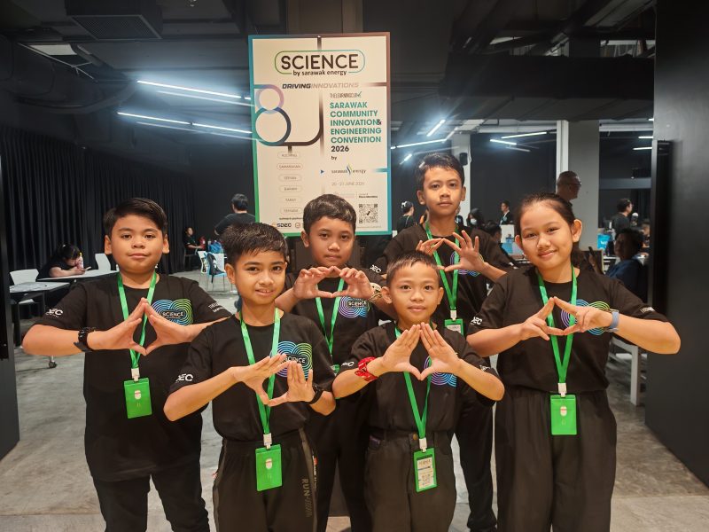SCIENCE fair photo